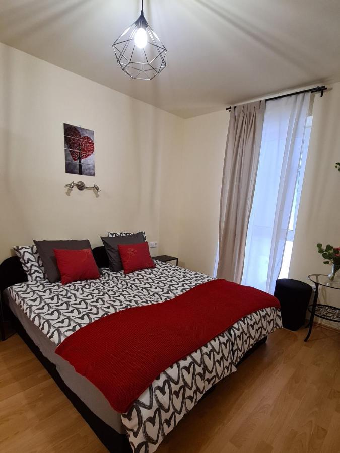 Lucsony Apartman Mosonmagyaróvár Buitenkant foto