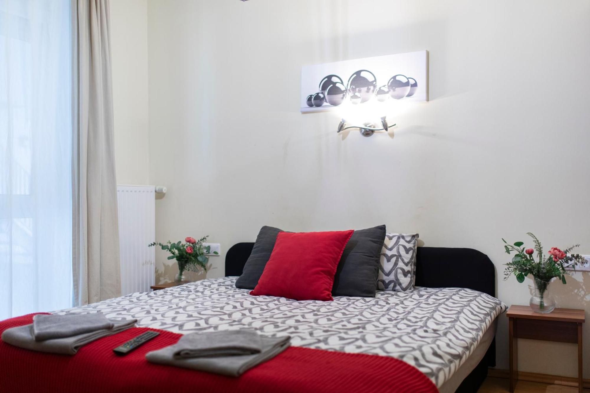 Lucsony Apartman Mosonmagyaróvár Buitenkant foto